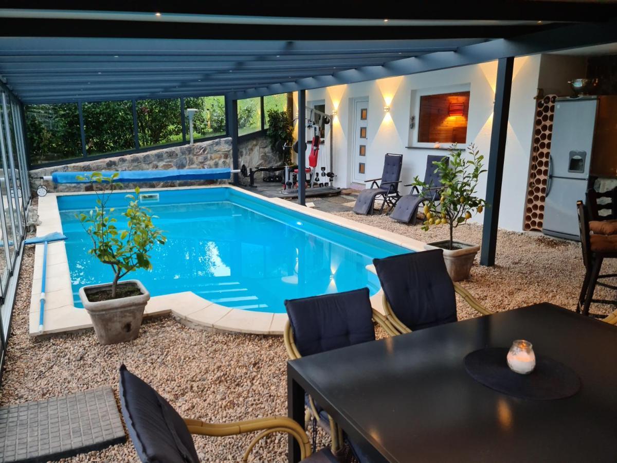 Wellness Apartments Sophienhoehe Am Pool メッヒャーニッヒ エクステリア 写真